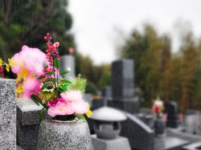 お墓